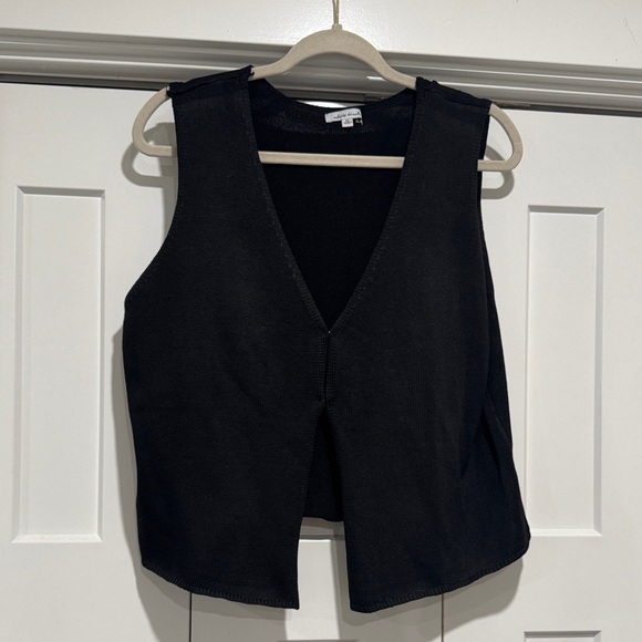White Birch Black Sleeveless Crop Top - Picture 1 of 4